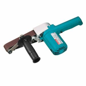 Ponceuse à Bande MAKITA 9031 - 550W - 30 x 533mm pour des travaux d'ébavurage efficaces