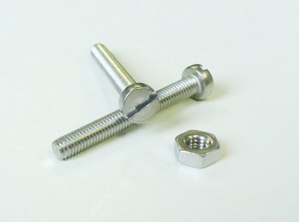 Boulons en inox A4 5x50mm à tête cylindrique fendue – parfaits pour construction mécanique