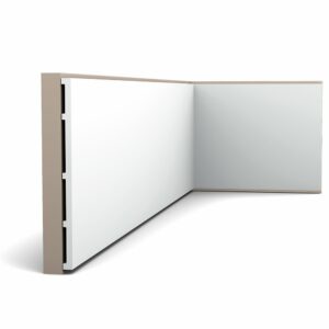 SX207 SQUARE Plinthe Orac Decor - 25 x 1,3 x 200cm (h x p x L)