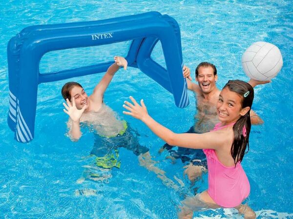 Jeu de water polo - Intex pour amuser petits et grands dans la piscine