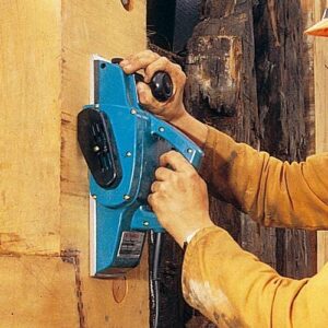 Rabot MAKITA 1911B - 900W - 110mm pour des travaux de menuiserie précis