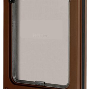 Chatière chien med.marron 215b pet mate pour faciliter l'accès de votre chien à la maison
