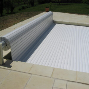 Volet Roulant Hors Sol "Sylver Roll" pour Piscine Caimans - Installation Facile, Résistance & Sécurité