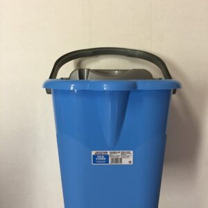 Seau 15 litres avec essoreur – Outil pratique pour le bricolage et la nettoyage