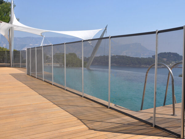 Barrière souple à filet pour piscine "Beethoven" Noir 1m – Sécurité, Esthétique et Facilité d'Installation