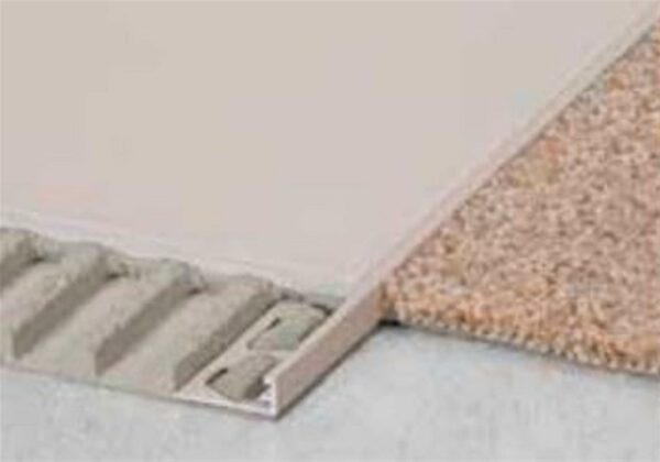 Profilé pour revêtement de sols SCHIENE AC - Coloris: noir graphite mat - Hauteur: 10 mm - Longueur: 2,5 m