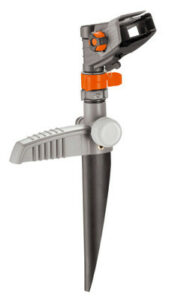 Arroseur Canon sur pic Comfort pour un arrosage efficace de votre jardin