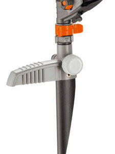 Arroseur Canon sur pic Comfort pour un arrosage efficace de votre jardin