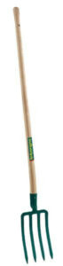 Fourche à bêcher dame douille – 25 cm – manche pomme en bois certifié PEFC 100%
