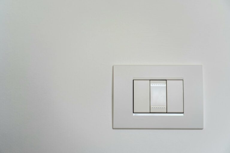 Installer un va-et-vient pour ses luminaires