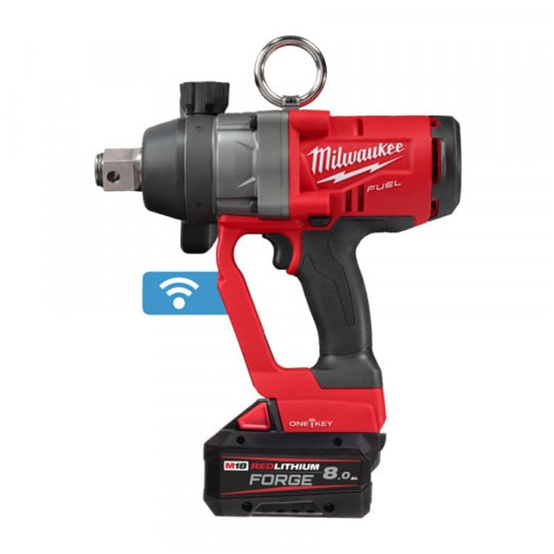 Boulonneuse à chocs MILWAUKEE M18 ONEFHIWF1-802X avec 2 batteries Forge 8Ah et chargeur M12-18 FC