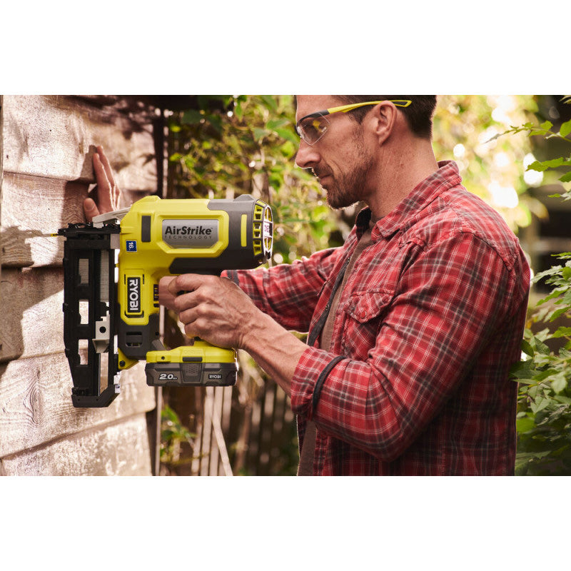 Cloueur de finition à air comprimé RYOBI R16GN18-0 16G 18V livré avec 500 pointes (vendu sans batterie)