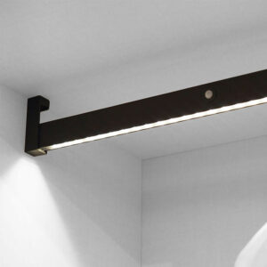 Barre de penderie 408-558 mm pour armoire Castor - lumière LED, détecteur de mouvement
