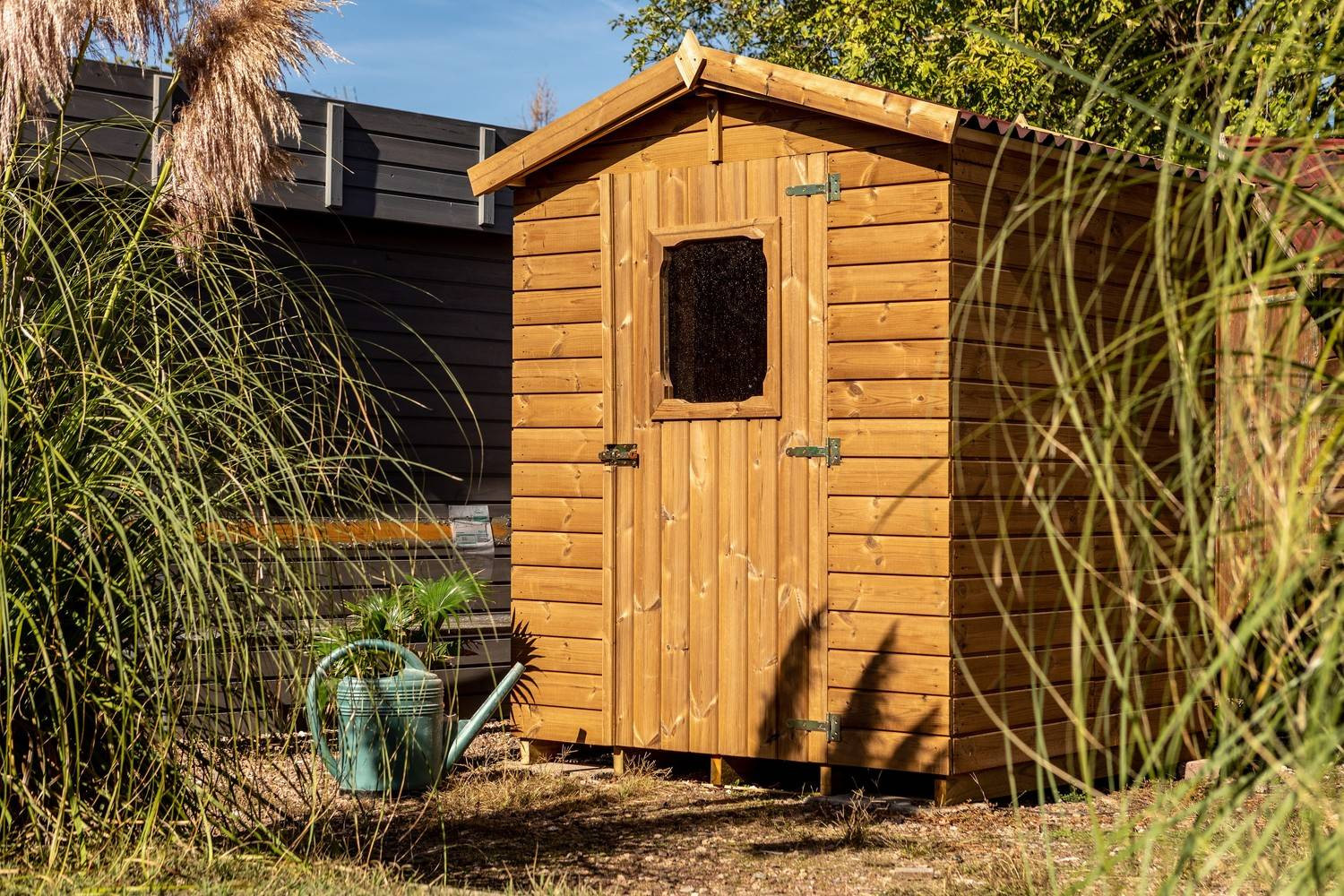 Abri Therma Double Pente 3,24 m² - Bois Thermochauffé - Plaques Ondulées Bitumées - Avec Plancher