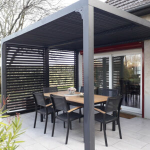 Pergola Bioclimatique Aluminium Gris Anthracite avec Ventelles Latérales Amovibles - 10,80 m² - Lames Orientables Manuelles