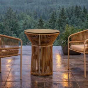 Ensemble bistrot de jardin - RODHOS MIAMI - Table ronde Ø60 cm et 2 fauteuils avec coussins LUX - Plateau HPL effet bois - 2 pla