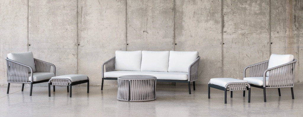 Salon de jardin avec corde - YINA-10 LUX - Aluminium anthracite - Corde grise - Coussins tissu Liso blanc - 6 à 7 places