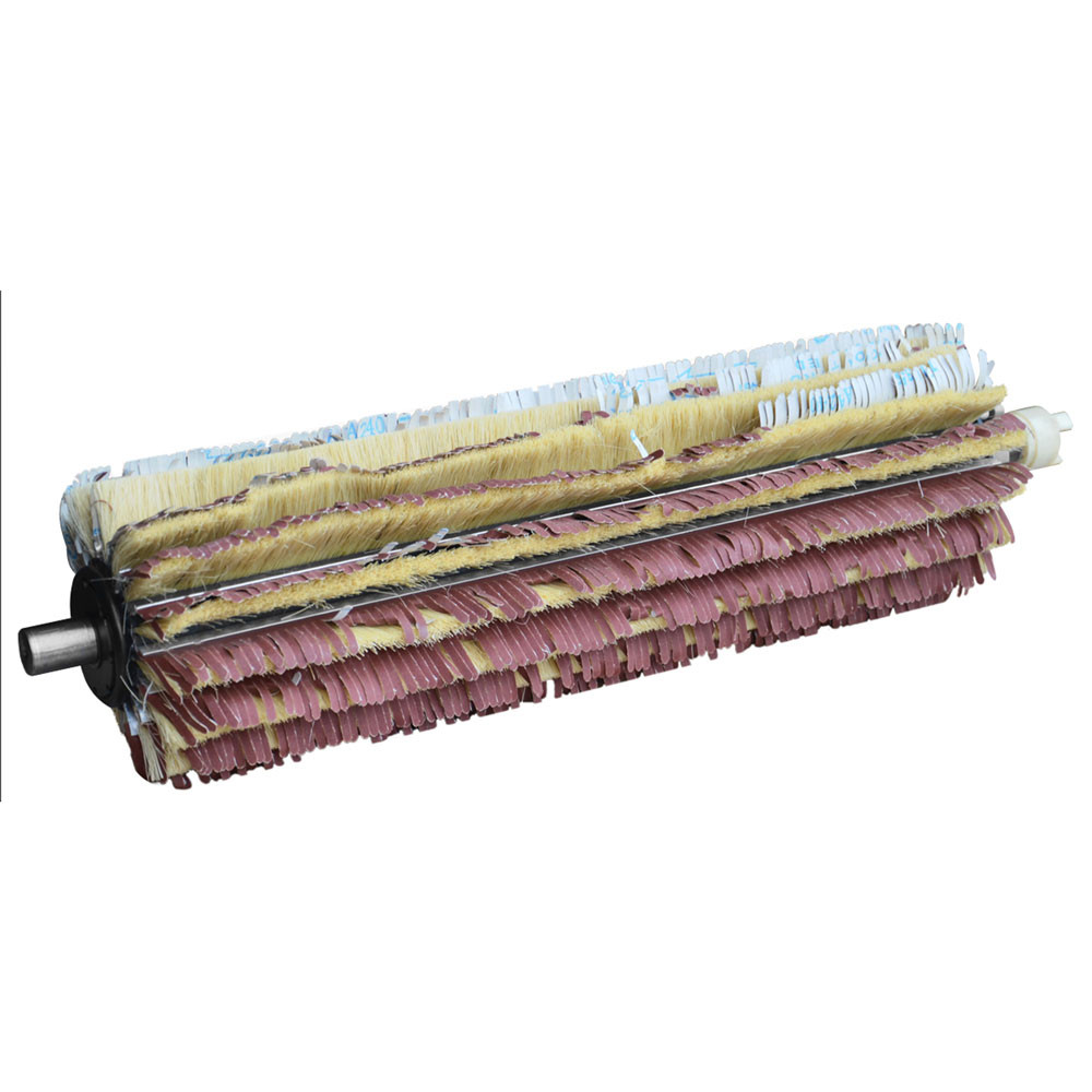 Rouleau abrasif à lamelles fendues