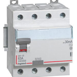 Interrupteur différentiel DX³-ID arrivée haute et départ bas à vis 4P 400 V type AC 4 modules 30 mA 63 A LEGRAND 411662