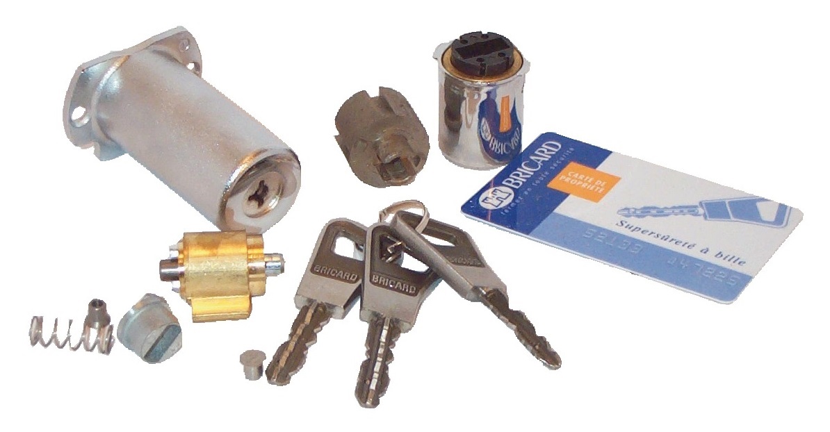 Jeu de cylindre SUPERSURETE ancien modèle à bille BRICARD 812900