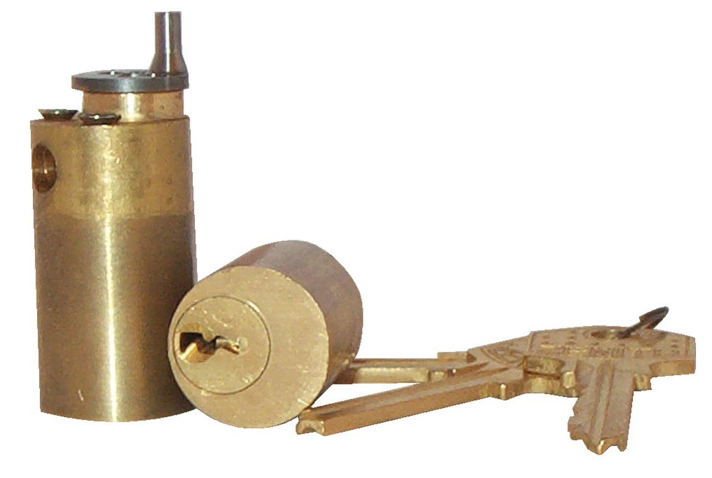 Jeu de cylindres ZENITH pour serrure laiton poli 40 mm ISEO 56370401S.5