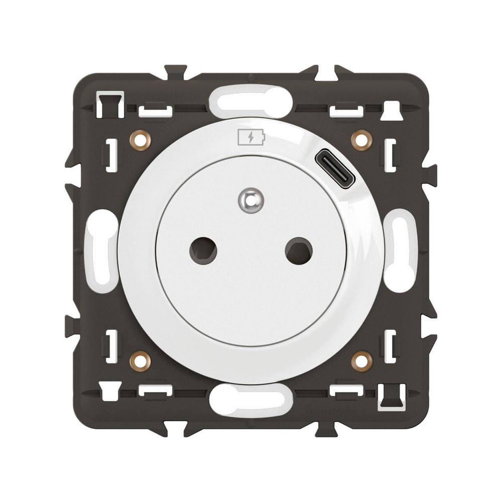 Prise avec terre et prise chargeur usb, prise unique, LEGRAND Céliane, blanc