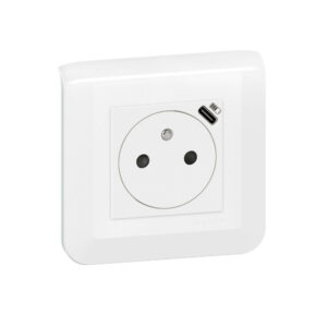 Prise avec terre et USB C, LEGRAND Mosaic, blanc