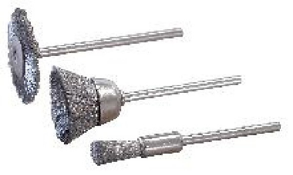 1 brossette acier (pinceau 4 mm)