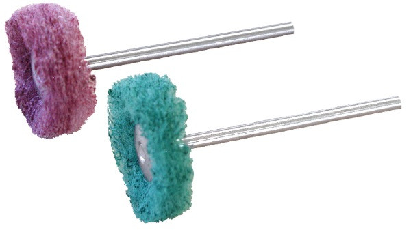 2 polissoirs éponge abrasive tendre Ø 20 mm
