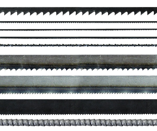 5 lames de scie 130 mm pour bois et plastique