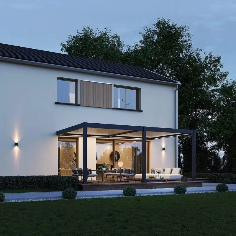 Pergola bioclimatique motorisée adossée 6 x 4 m - aluminium anthracite et lames blanches - kit LED inclus