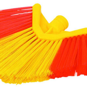 Brosse triangulaire pour toiles d'araignée
