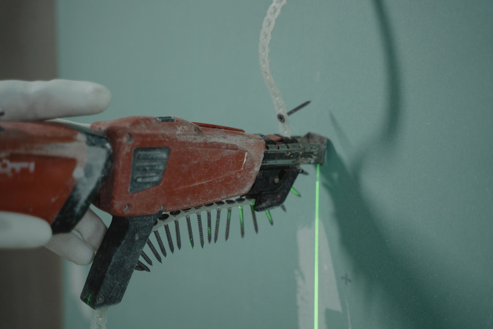 Perçage d’un mur pour une fixation domestique