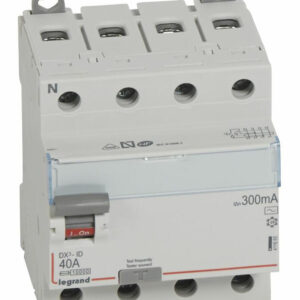 Interrupteur différentiel DX³-ID arrivée haute et départ bas à vis 4P 400 V  type AC 4 modules 300 mA 40 A LEGRAND 411665