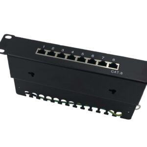 Panneau 8 ports équipé de 8 RJ45 cat. 6, 1 unité, pour baie 10"