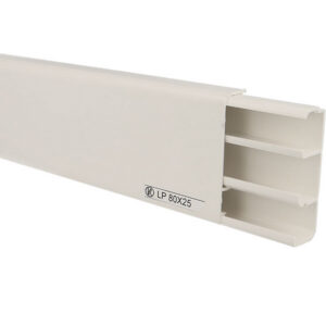 Plinthe électrique PVC blanche 80 x 25 mm