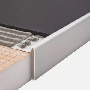 Profilé de finition RONDEC-STEP - Coloris: alu anodisé brossé - hauteur: 12,5mm - longueur: 2,50ML